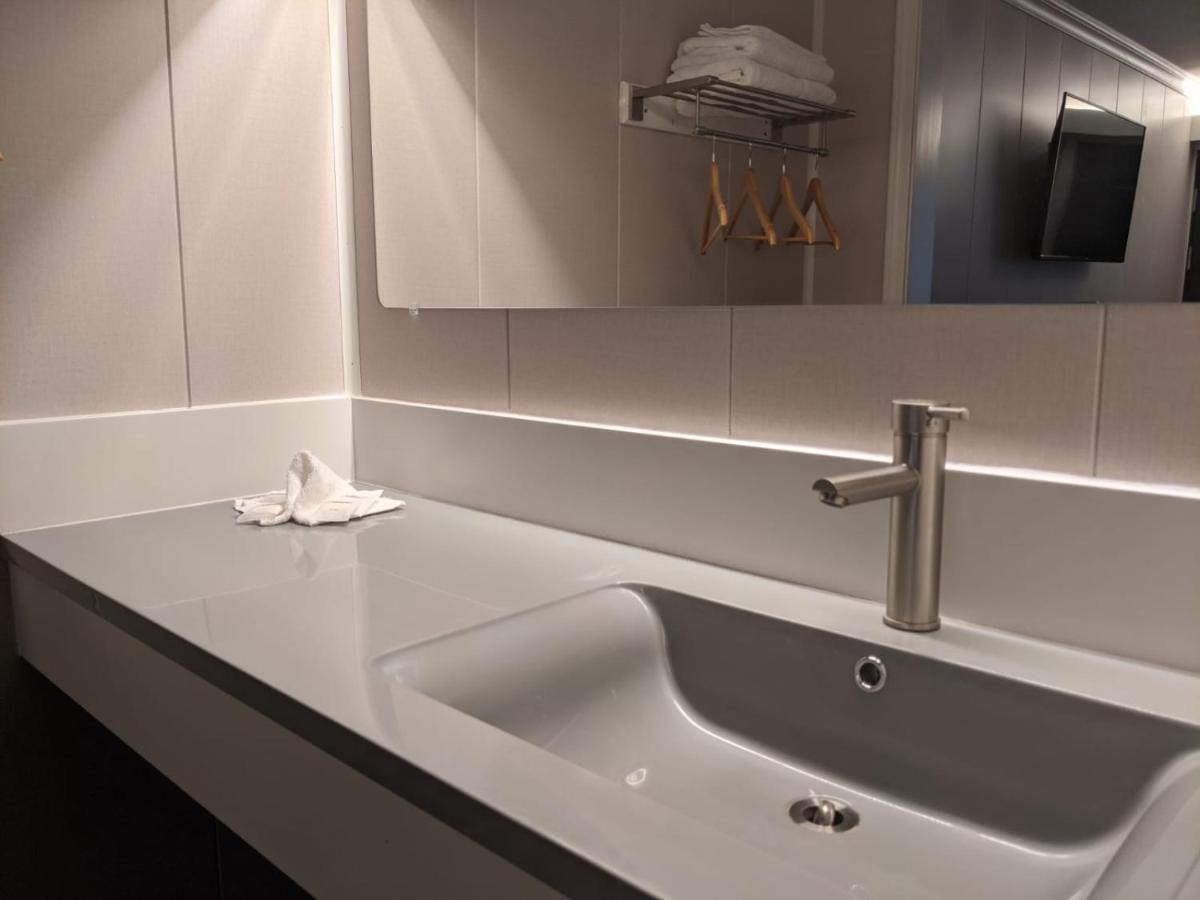 איסט רידג' Stay Express Inn Chattanooga מראה חיצוני תמונה